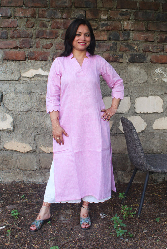 Straight Cut Kurti with Scallop design Sleeves